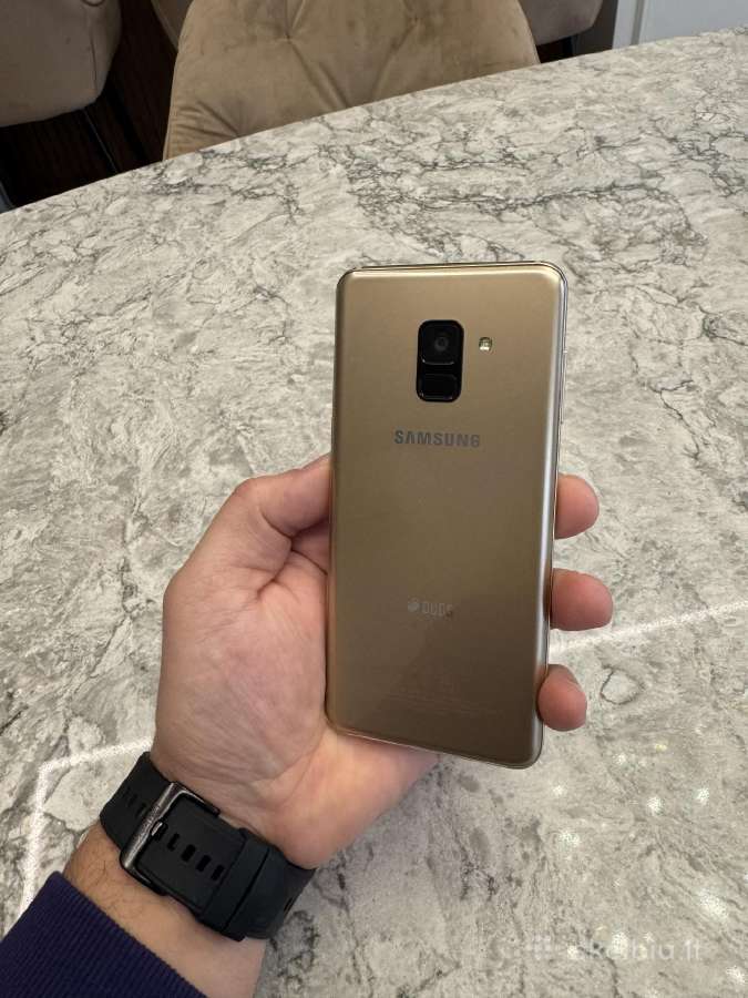 Samsung A8 2018, geros būklės - nuotraukos Nr. 3
