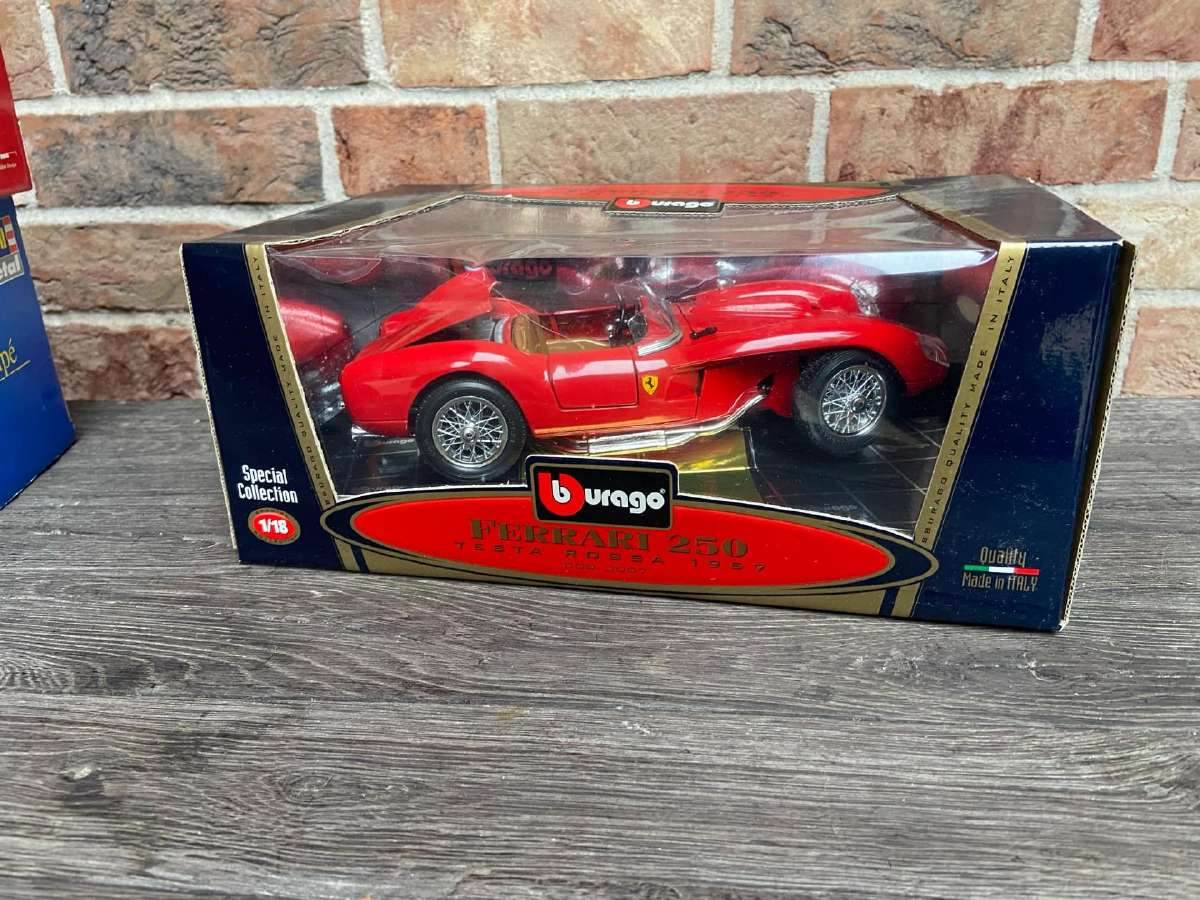 1:18 Ferrari250 gto testarossa bburago metalinis