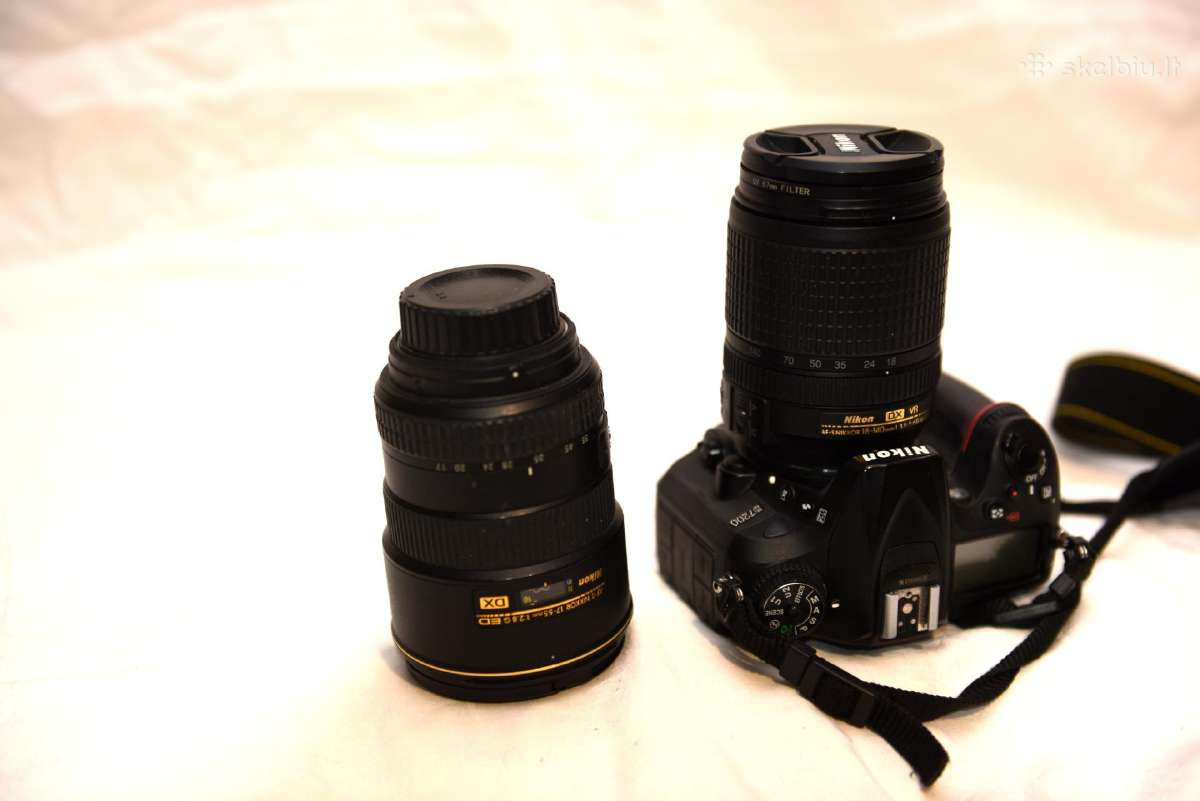 Parduodu fotoaparatą Nikon D7200 su objektyvais