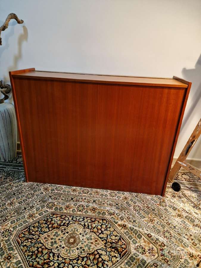 Vintažinė Mid Century tikmedžio patalų dėžė - nuotraukos Nr. 3