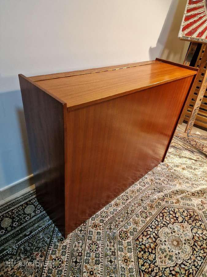 Vintažinė Mid Century tikmedžio patalų dėžė - nuotraukos Nr. 18