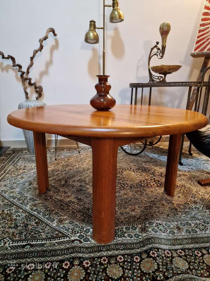 Vintažinis Mid Century tikmedžio masyvo staliukas - nuotraukos Nr. 3