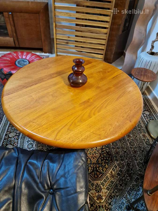 Vintažinis Mid Century tikmedžio masyvo staliukas - nuotraukos Nr. 6