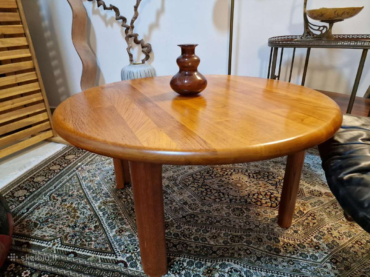 Vintažinis Mid Century tikmedžio masyvo staliukas - nuotraukos Nr. 12