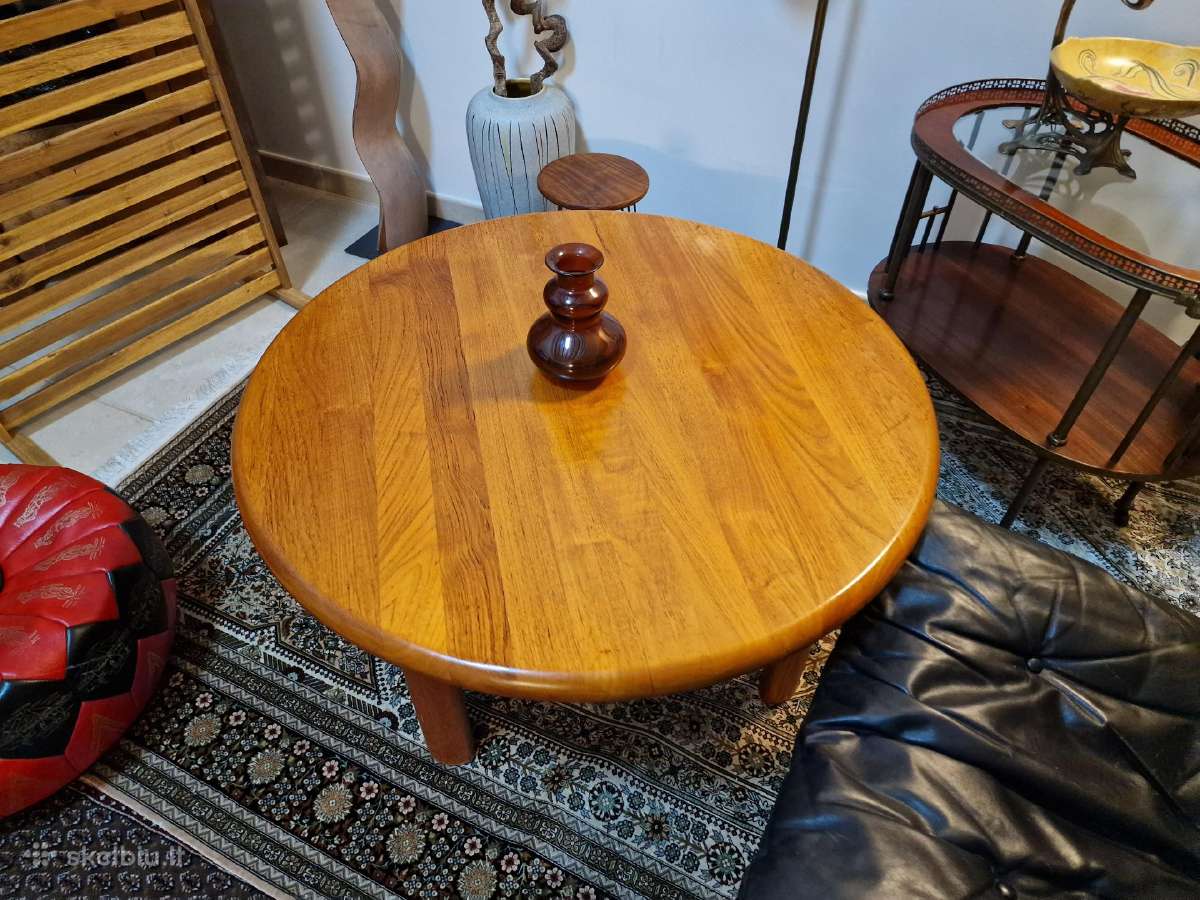 Vintažinis Mid Century tikmedžio masyvo staliukas - nuotraukos Nr. 13