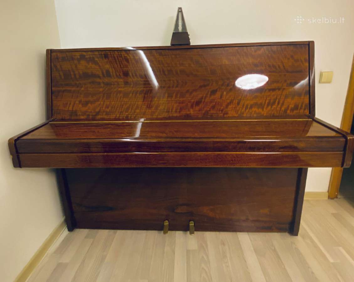 Pianinas Riga