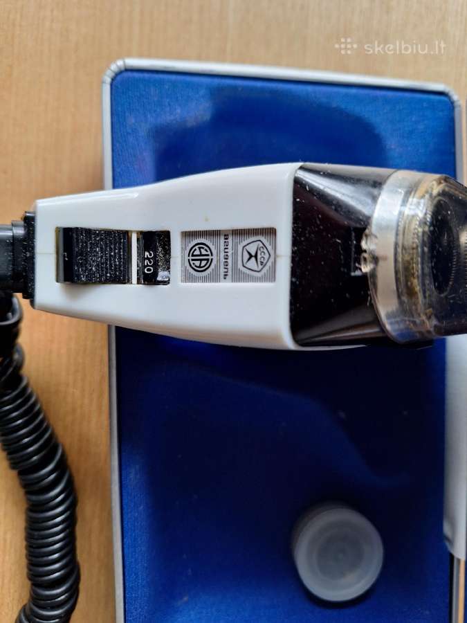 Parduodam elektrinė barzdaskutė - nuotraukos Nr. 2