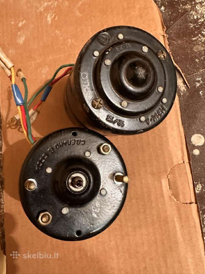 Automobilio 12 V varikliukas