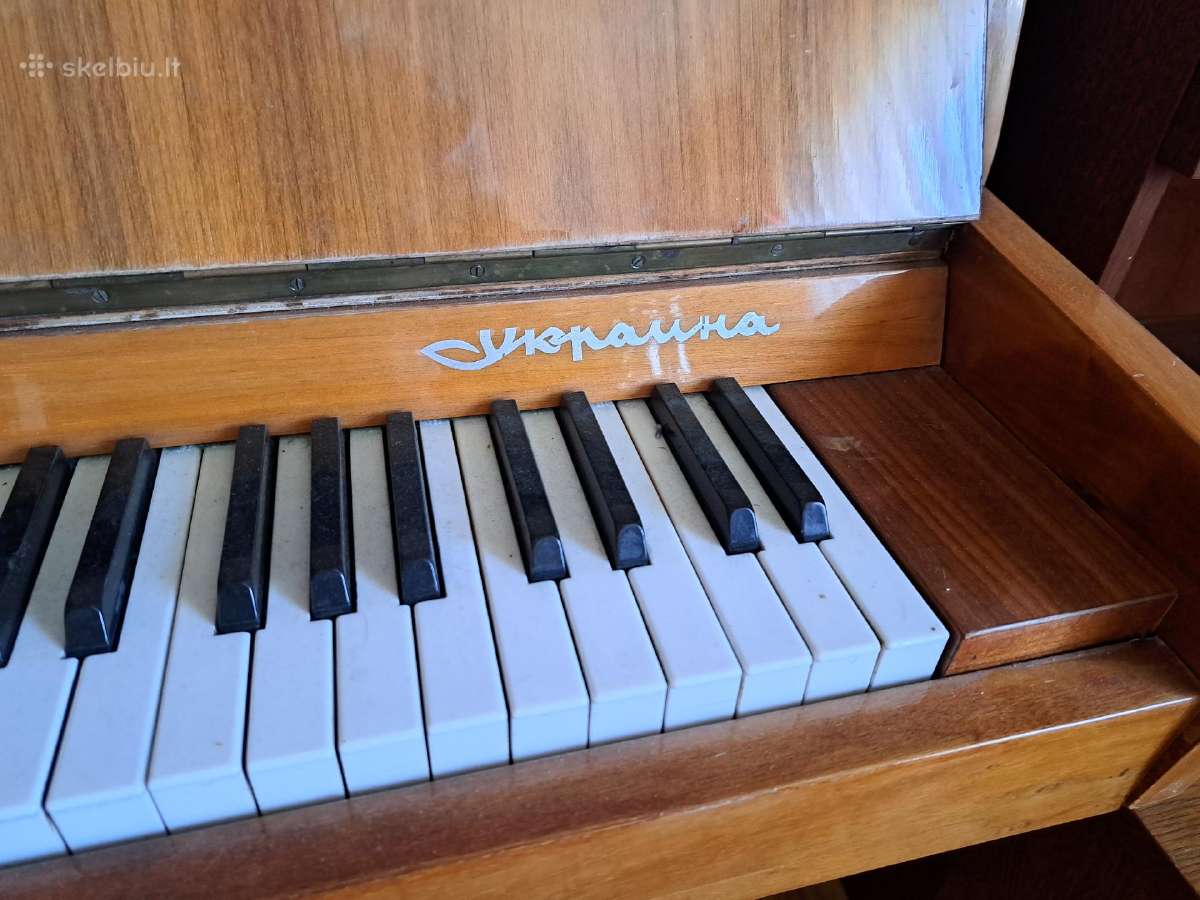 Pianinas Ukraina - nuotraukos Nr. 3