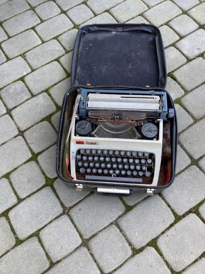 Parduodu rašomąją mašinėlę
