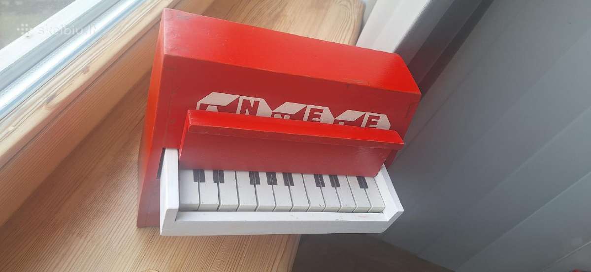 Senesni muzikiniai zaislai