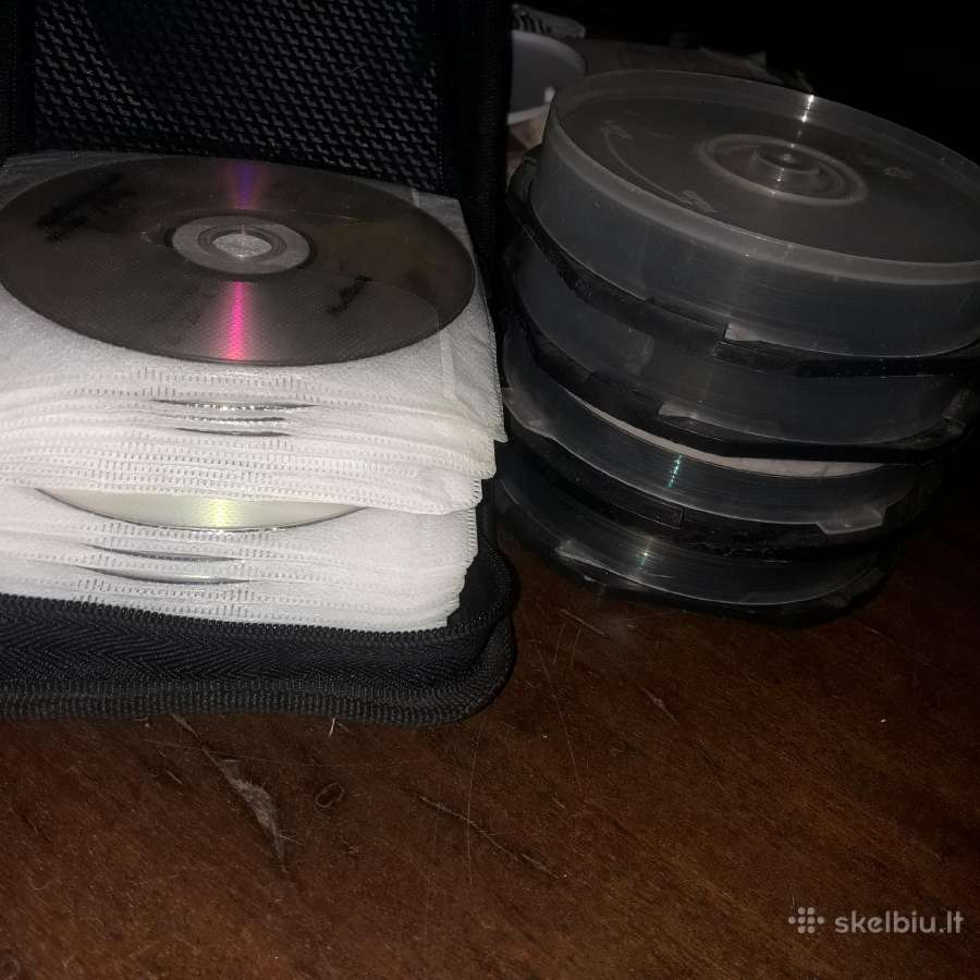 Parduodu 200 CD