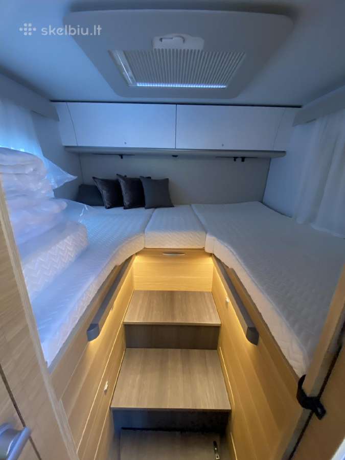 Adria Matrix ir Coral XL Premium kemperių nuoma - nuotraukos Nr. 12