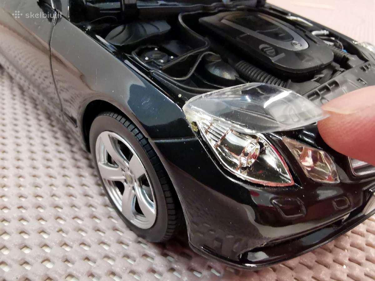 1:18 Mercedes Coupe Modeliai - nuotraukos Nr. 18