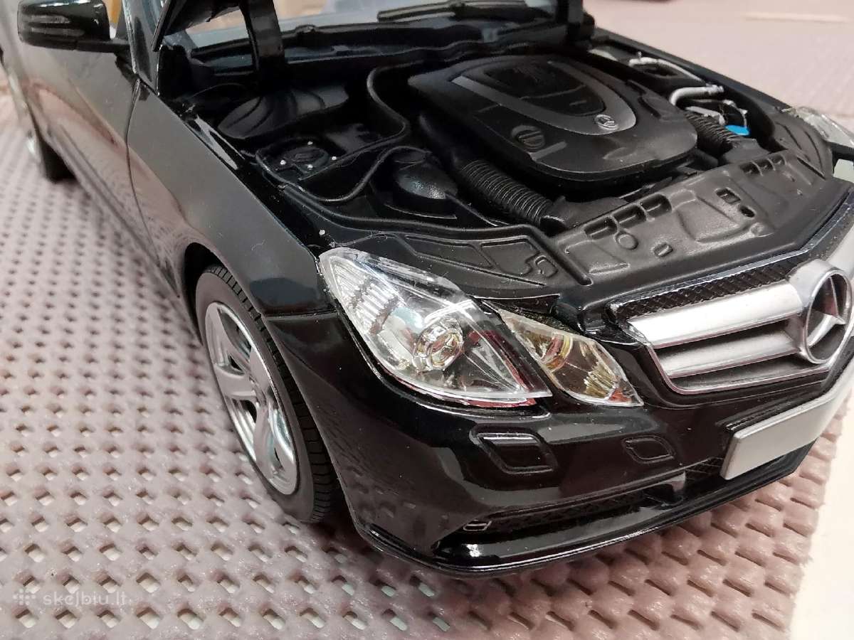 1:18 Mercedes Coupe Modeliai - nuotraukos Nr. 19