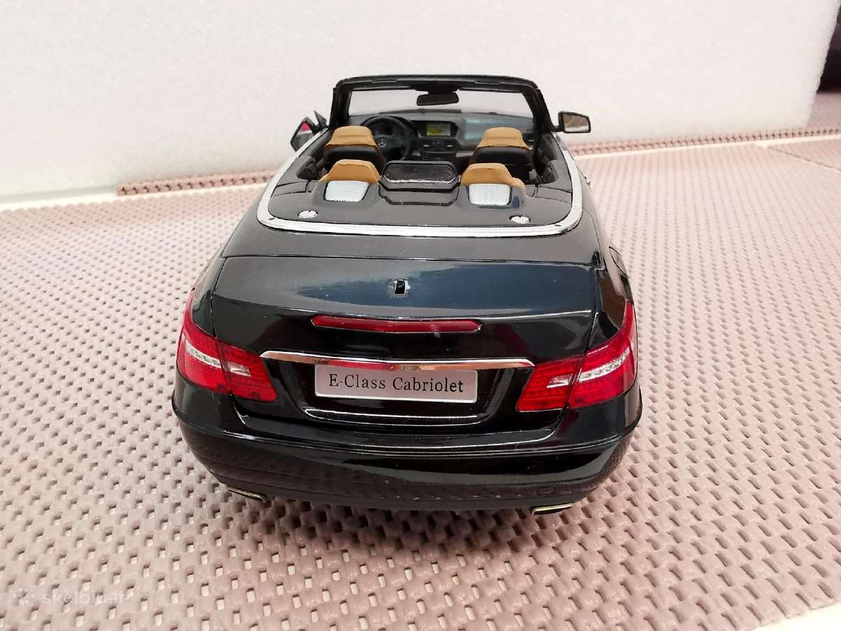 1:18 Mercedes Coupe Modeliai - nuotraukos Nr. 23