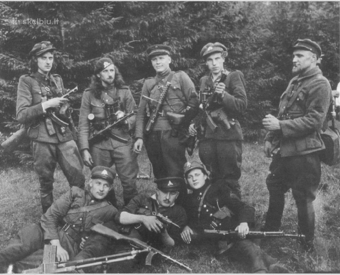 Ieškau partizanų nuotraukų, dokumentų, spaudos