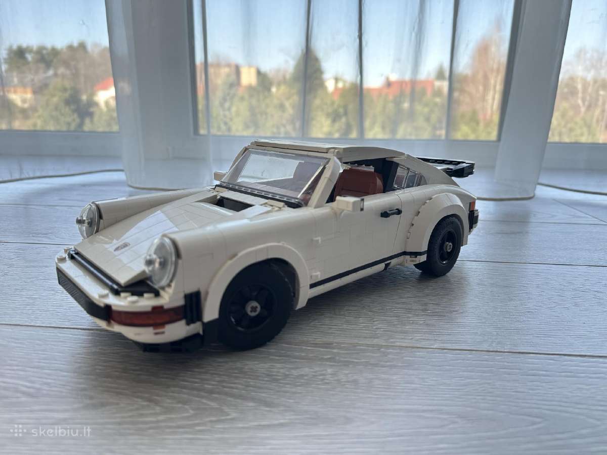 Lego Porsche 911 10295