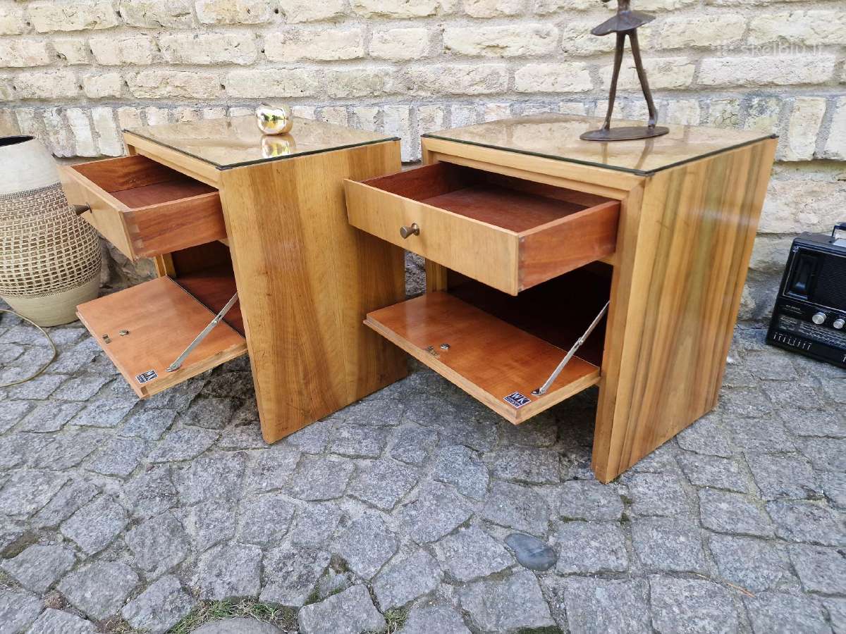 Vintažinės mid century spintelės prie lovos - nuotraukos Nr. 18