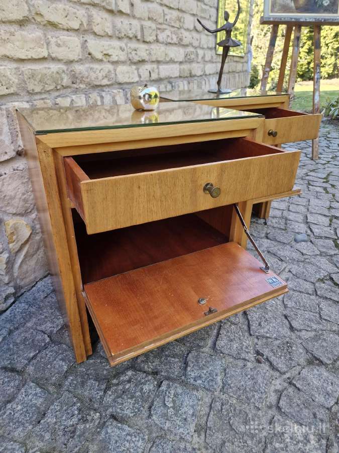 Vintažinės mid century spintelės prie lovos - nuotraukos Nr. 22