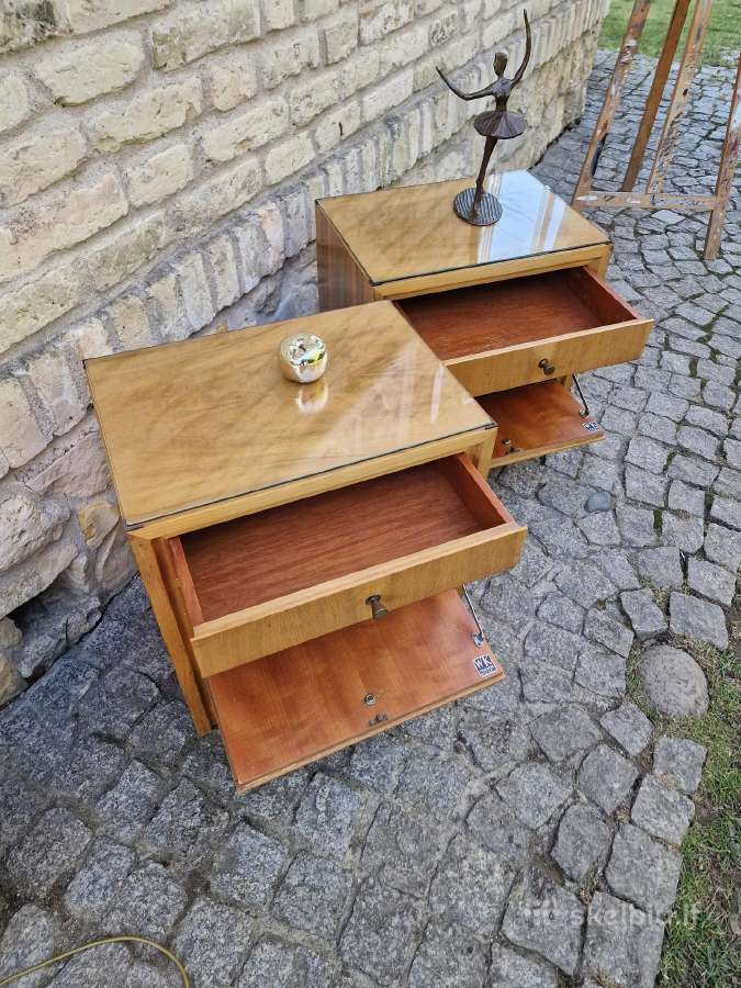Vintažinės mid century spintelės prie lovos - nuotraukos Nr. 23