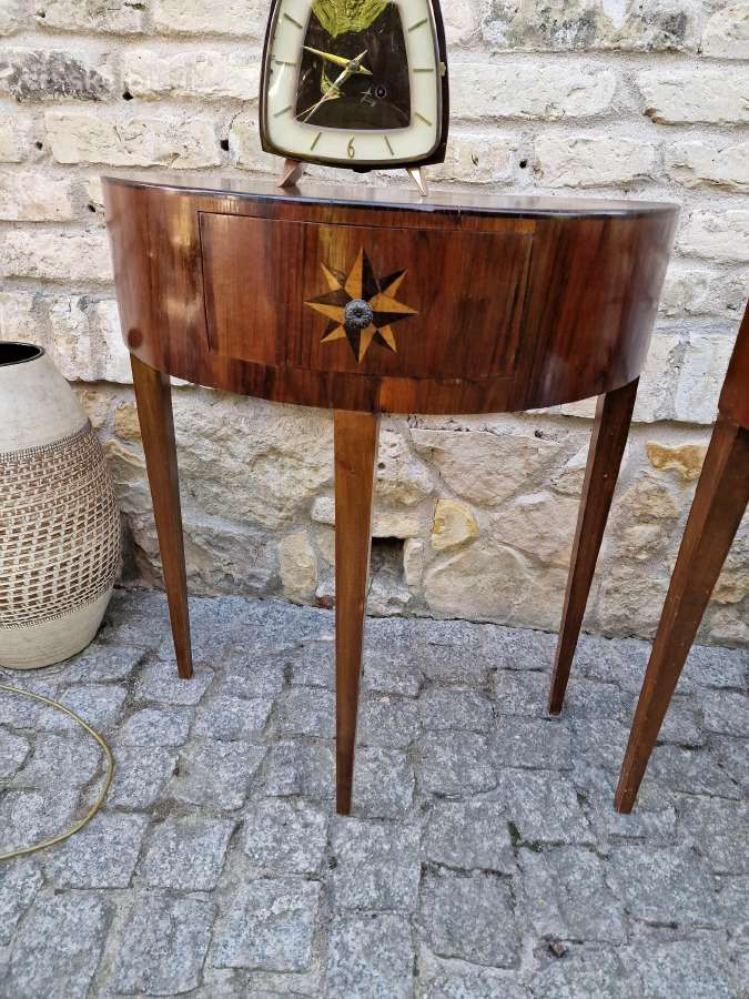 Vintažinės mid century raudonmedžio konsolės - nuotraukos Nr. 24