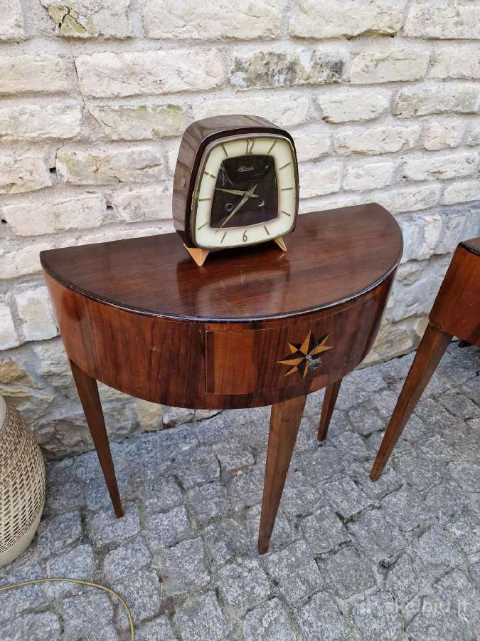 Vintažinės mid century raudonmedžio konsolės - nuotraukos Nr. 26