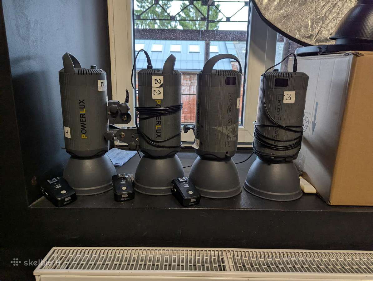 Foto studijos rinkinys. 100eur/lempa 4x300w - nuotraukos Nr. 2