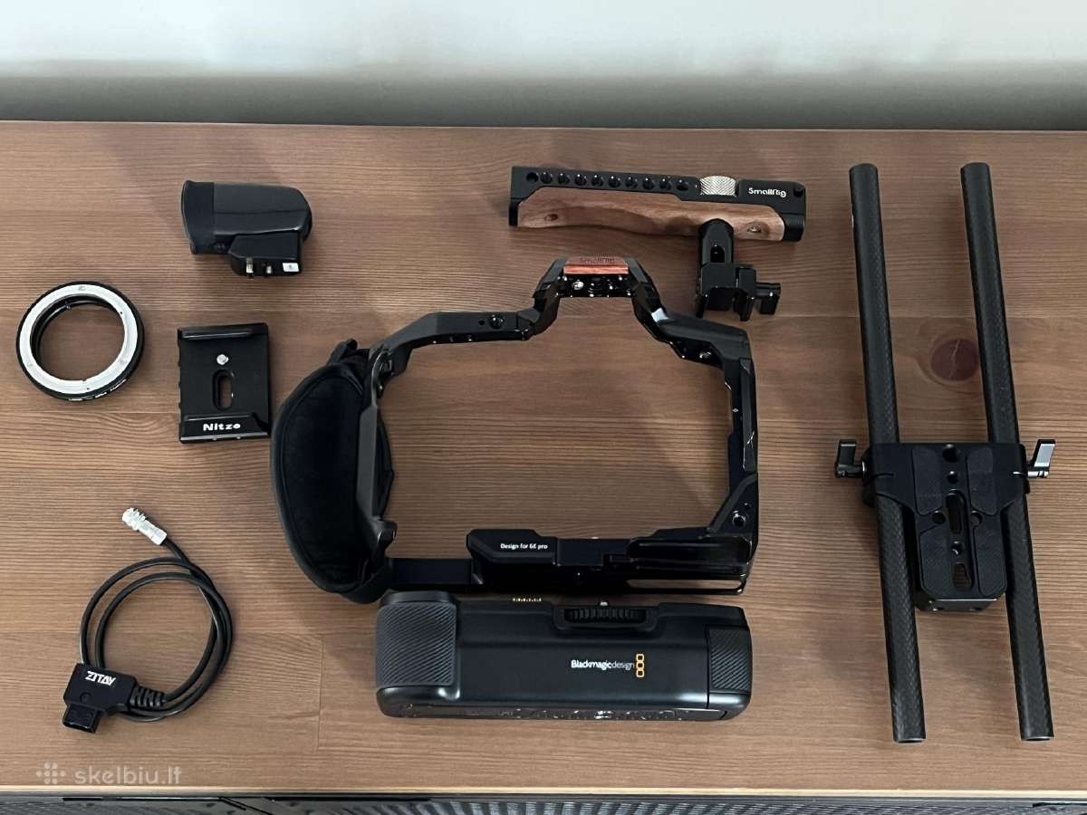 Blackmagic pocket priedai
