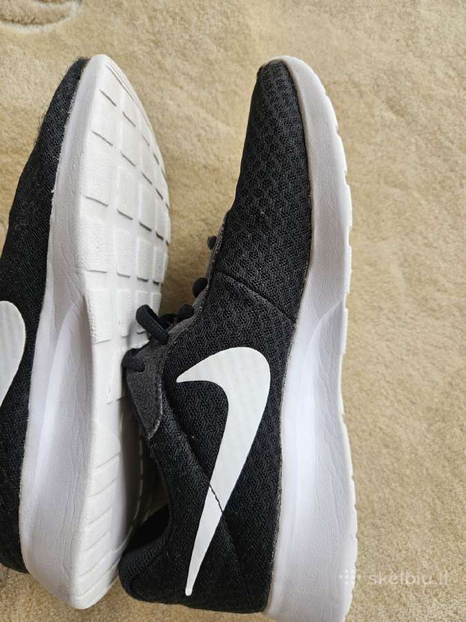 Nike kedukai - nuotraukos Nr. 2