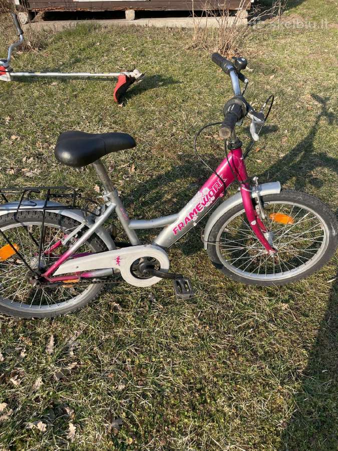 Parduodamas geros b0klės vaikiškas dviratis