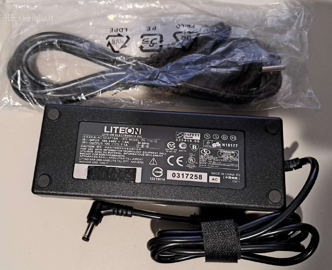 Acer ir kitiems tinkantis 135w įkroviklis Pa-1700