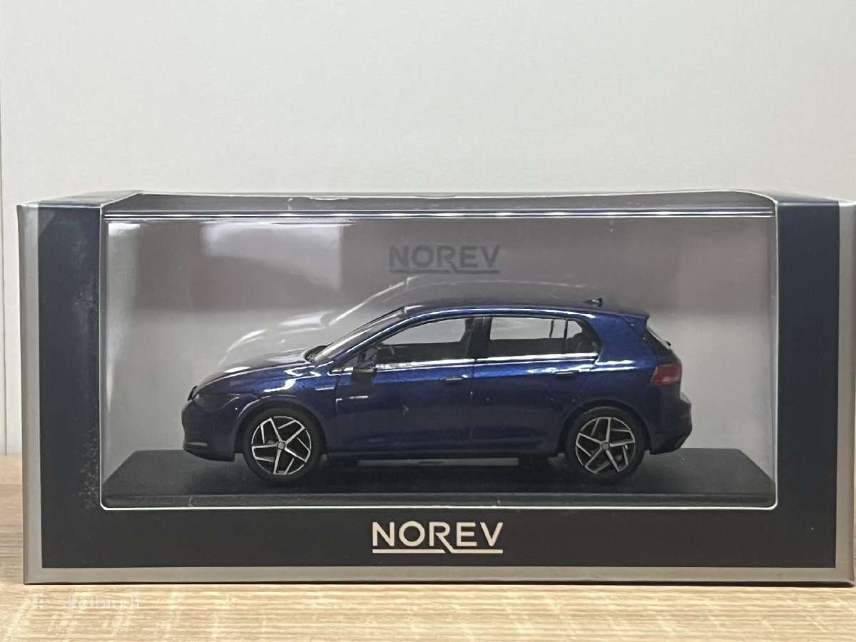 VW Golf VIII 1:43 - nuotraukos Nr. 9