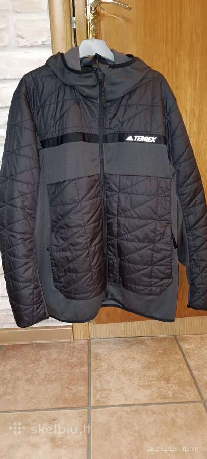 Adidas striukė