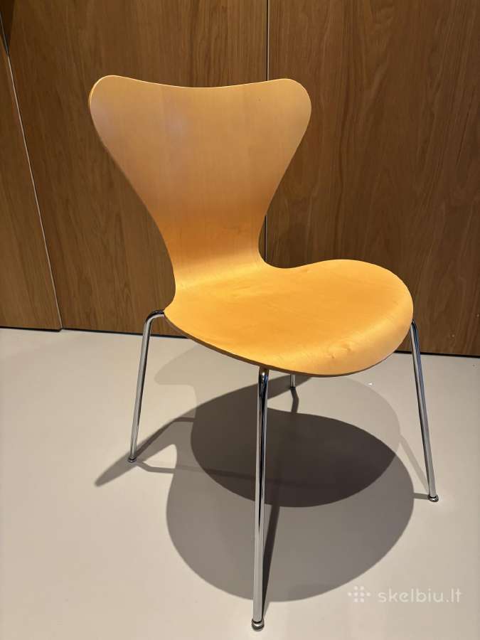 Fritz Hansen Series 7 kėdės (8vnt)