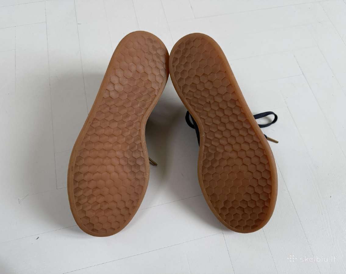 Laisvalaikio bateliai Adidas - nuotraukos Nr. 10
