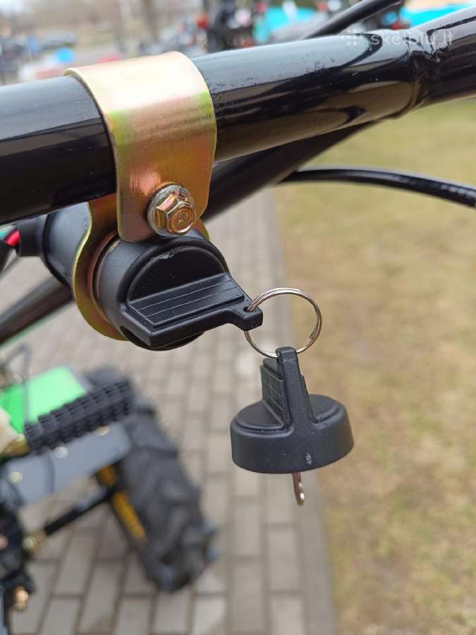 Galingi dyzeliniai motoblokai kultivatoriai - nuotraukos Nr. 10