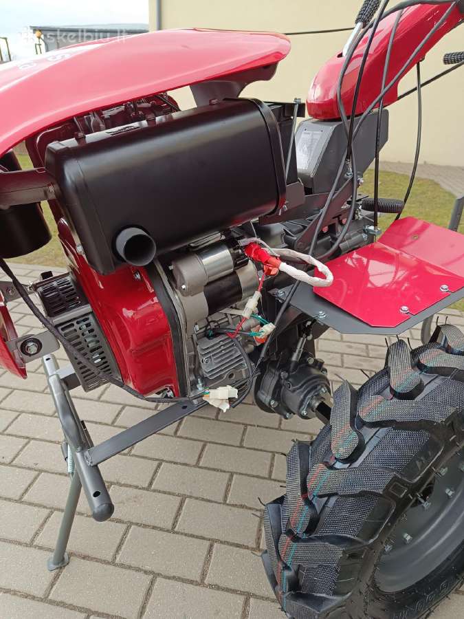 Galingi dyzeliniai motoblokai kultivatoriai - nuotraukos Nr. 31