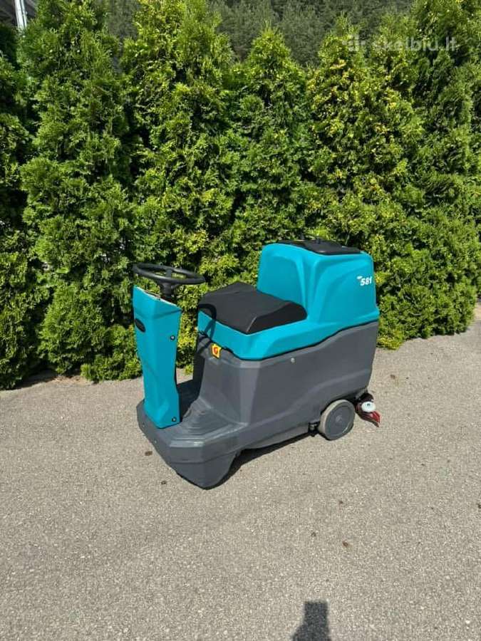 Grindų plovimo mašina Tennant T581 - nuotraukos Nr. 4