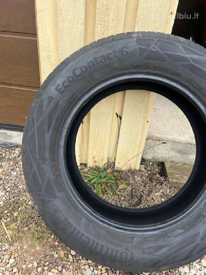 Parduodu geras vasarines padangas Continental