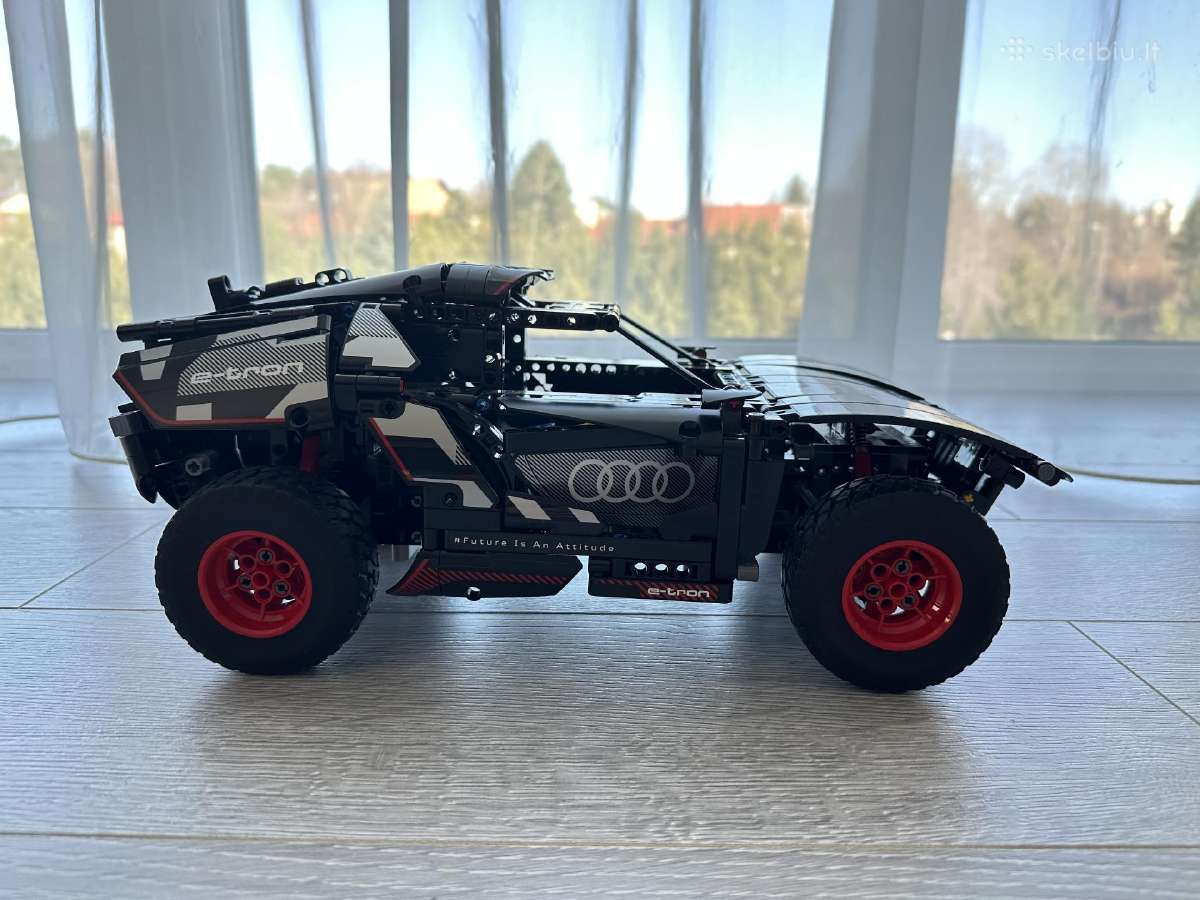 Lego® 42160 Technic Audi RS Q e-tron