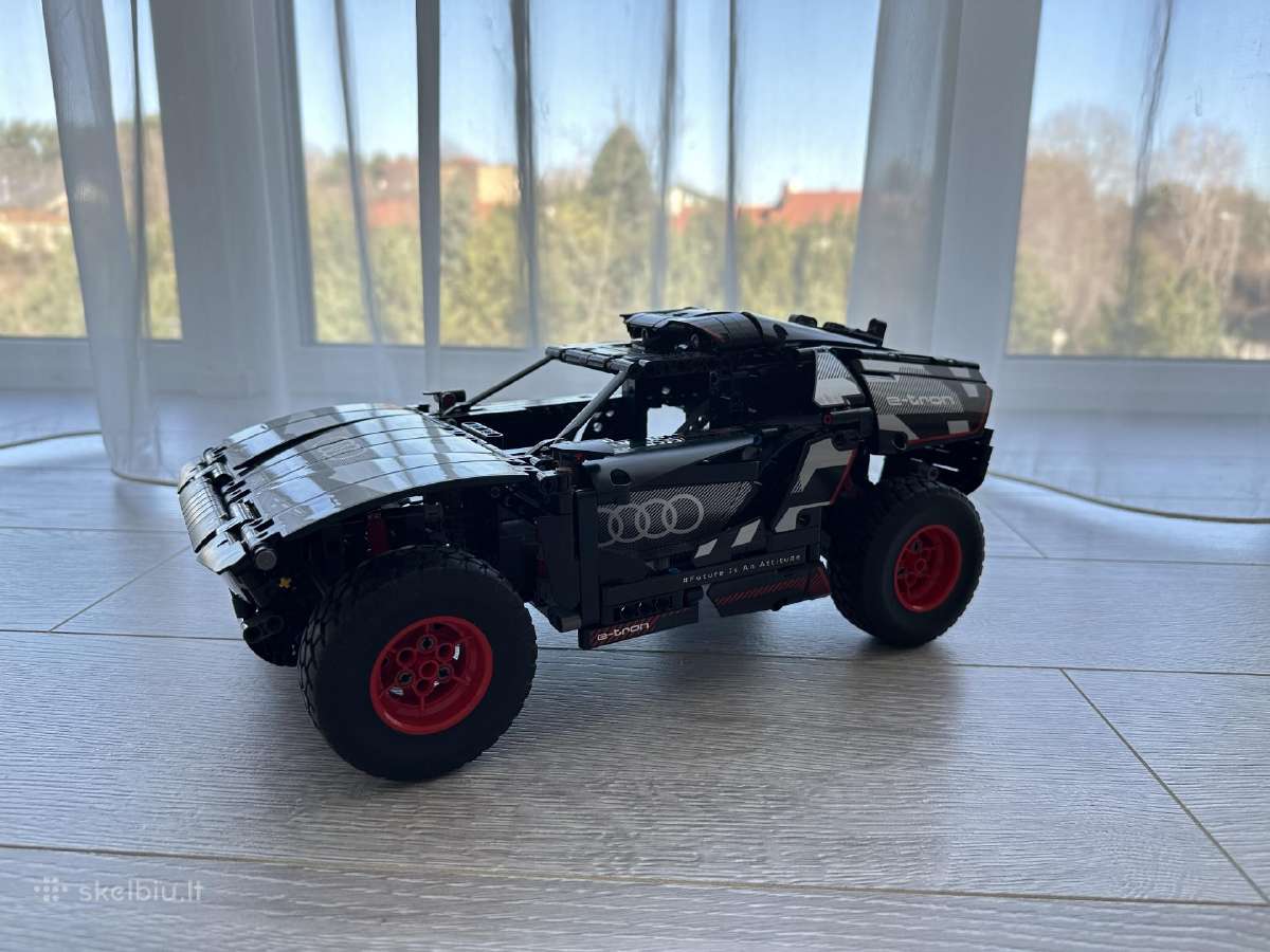 Lego® 42160 Technic Audi RS Q e-tron - nuotraukos Nr. 3