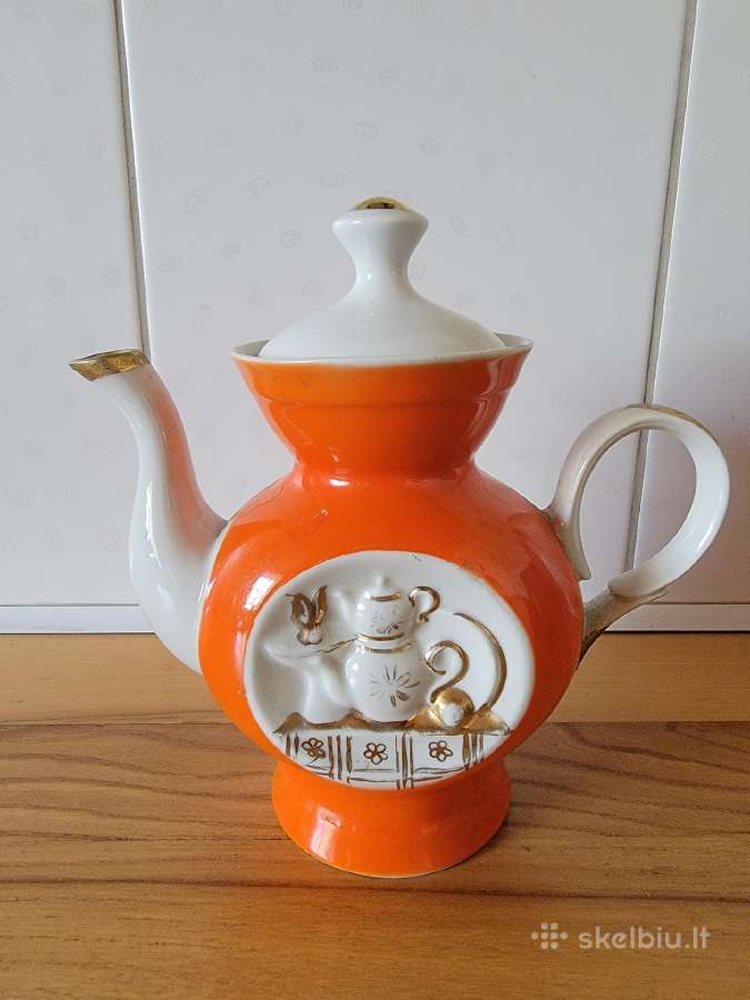 1960-1980m.porcelianinis arbatinukas