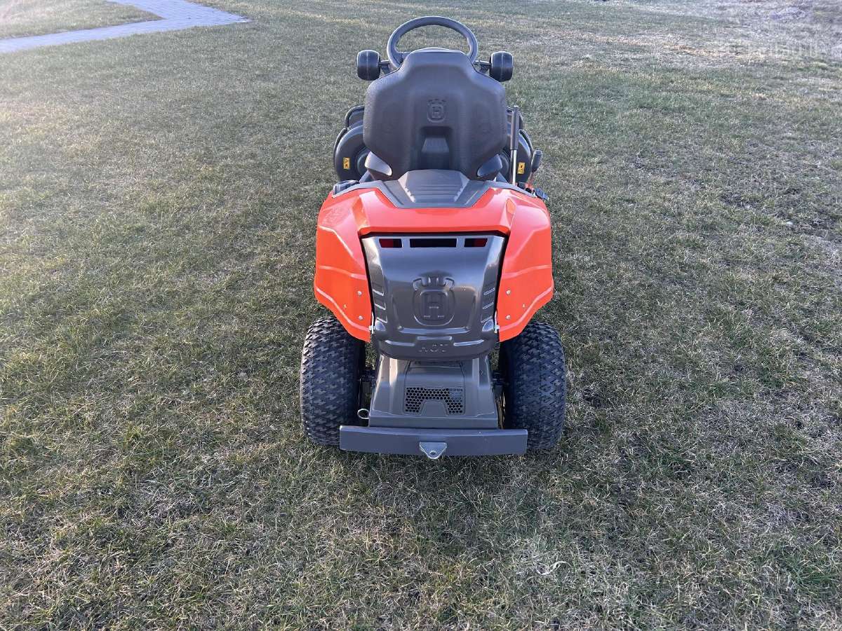 Naujas traktoriukas Husqvarna R214tc 103cm deka - nuotraukos Nr. 3