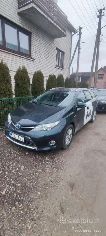 Toyota Prius nuoma/arenda Kaune /bolt - nuotraukos Nr. 4