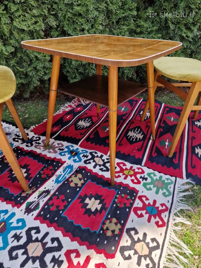 Vintažinis mid century riešutmedž. kavos staliukas - nuotraukos Nr. 9