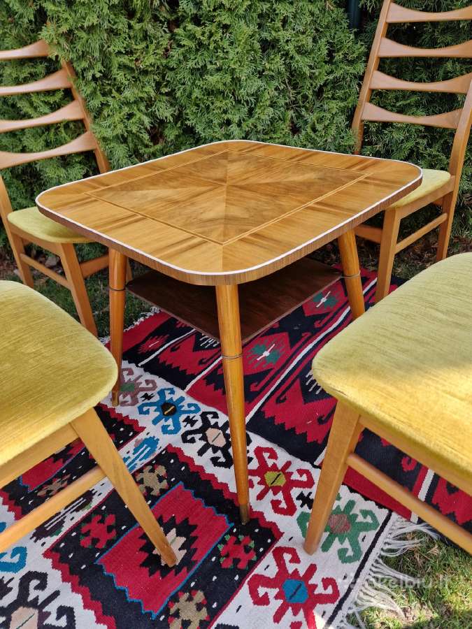 Vintažinis mid century riešutmedž. kavos staliukas - nuotraukos Nr. 12