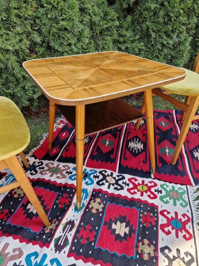 Vintažinis mid century riešutmedž. kavos staliukas - nuotraukos Nr. 38