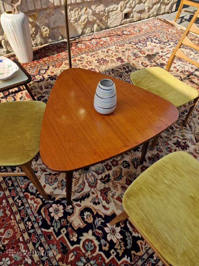 Vintažinis mid century tikmedžio kavos staliukas