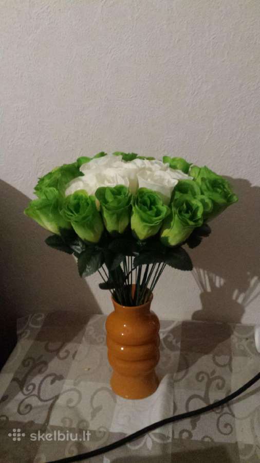 Dirbtinu roziu puokste. Nesiunciu! 27 rozes - nuotraukos Nr. 3